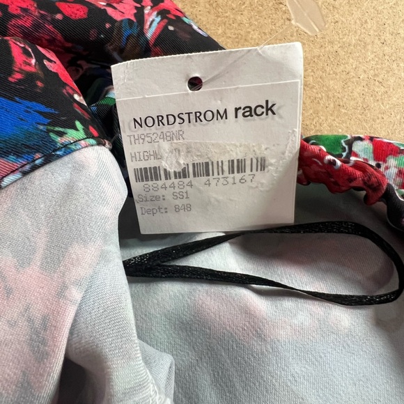 Tahari Women Skirt A line Flower Stretch Elastic Waist Small Size NWT - Picture 9 of 9